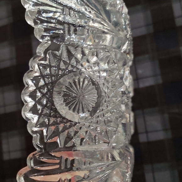 Square Vintage Pressed Glass Bowls by Nucut Lenox - Picture 4 of 5